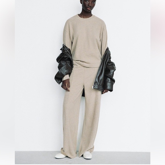 Zara  Women's soft Knit straight leg pants - Picture 4 of 6